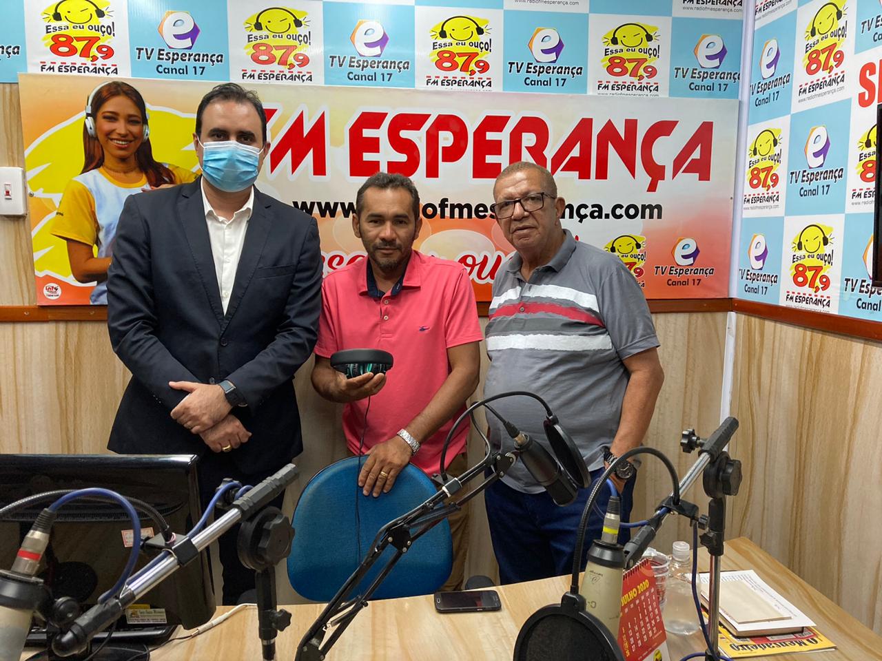 Estreia no próximo sábado 12 na FM Esperança o programa LIVE 87 com o radialista Antonio Marcos Estreia no próximo sábado 12 na FM Esperança o programa LIVE 87 com o radialista Antonio Marcos