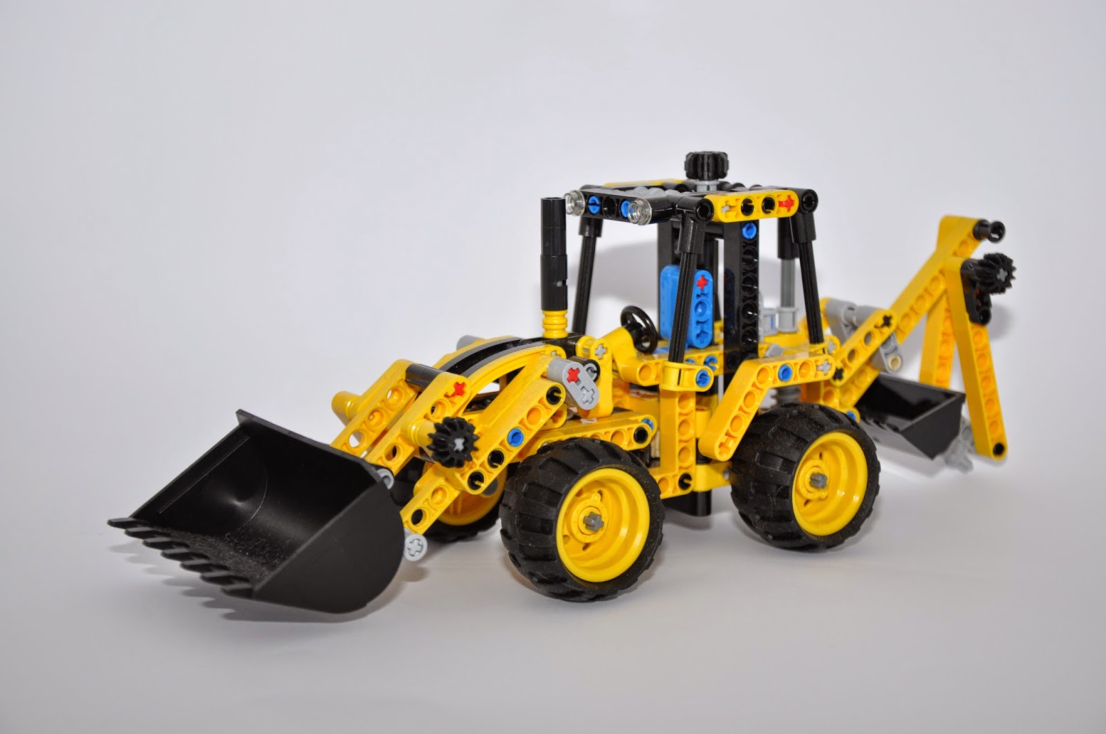Oz Brick Nation LEGO TECHNIC 42023 Construction Crew Review