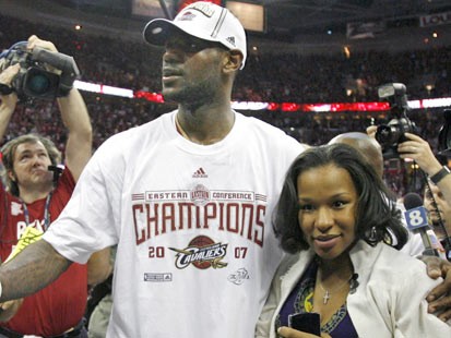 Lebron James Girlfriend Savannah Images | Sports Stars