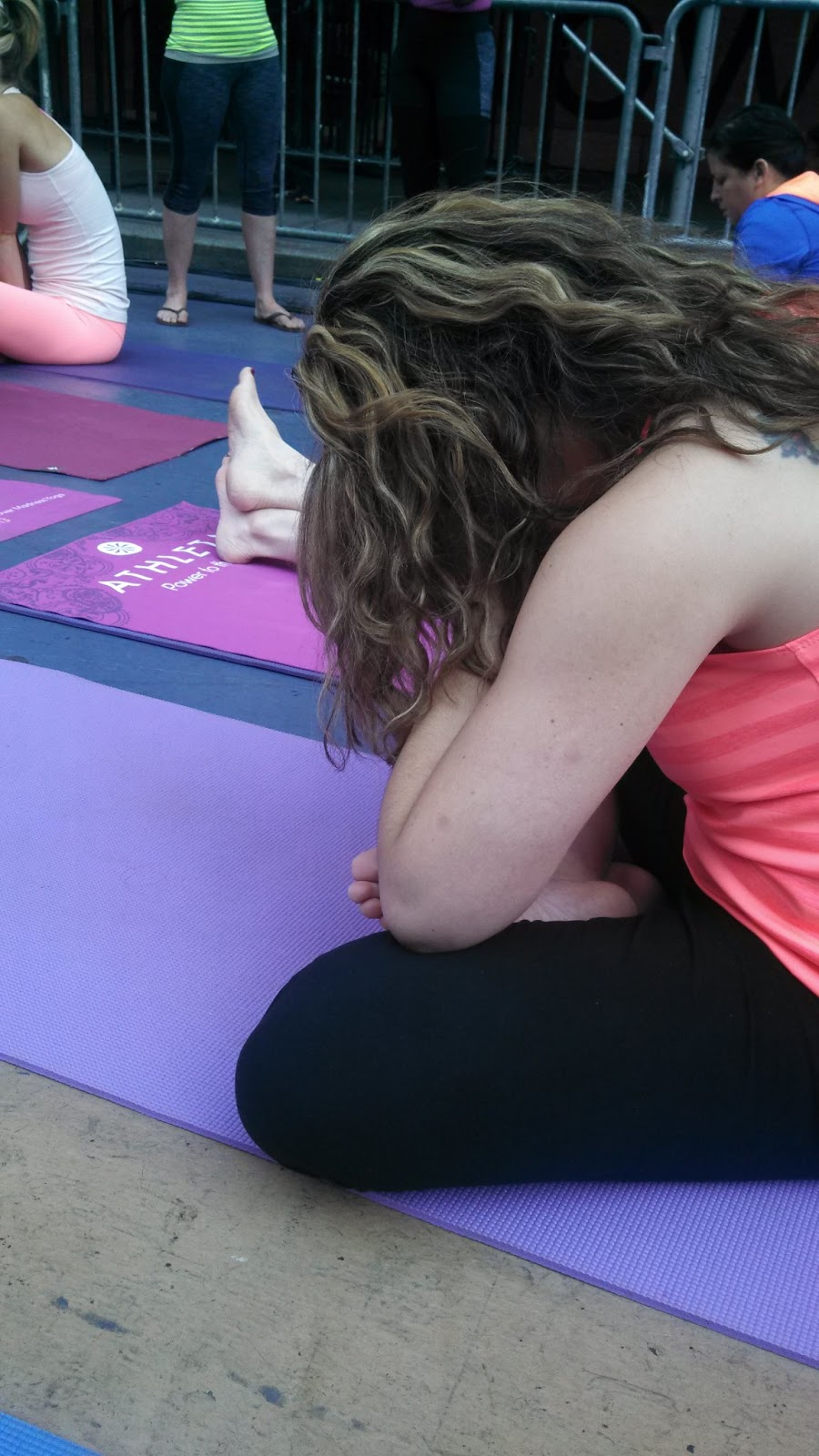 Traveling Baseball Babes What to Wear to a Ball Game (or any sporting event for that matter)