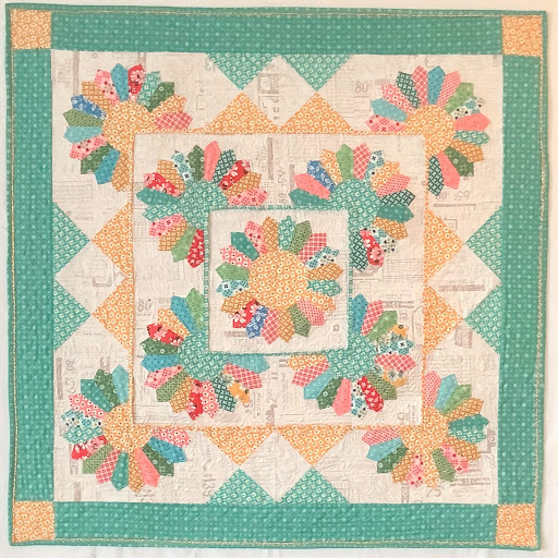 Loose Threads Dresden Plate QuiltAsYouGo Table Mat