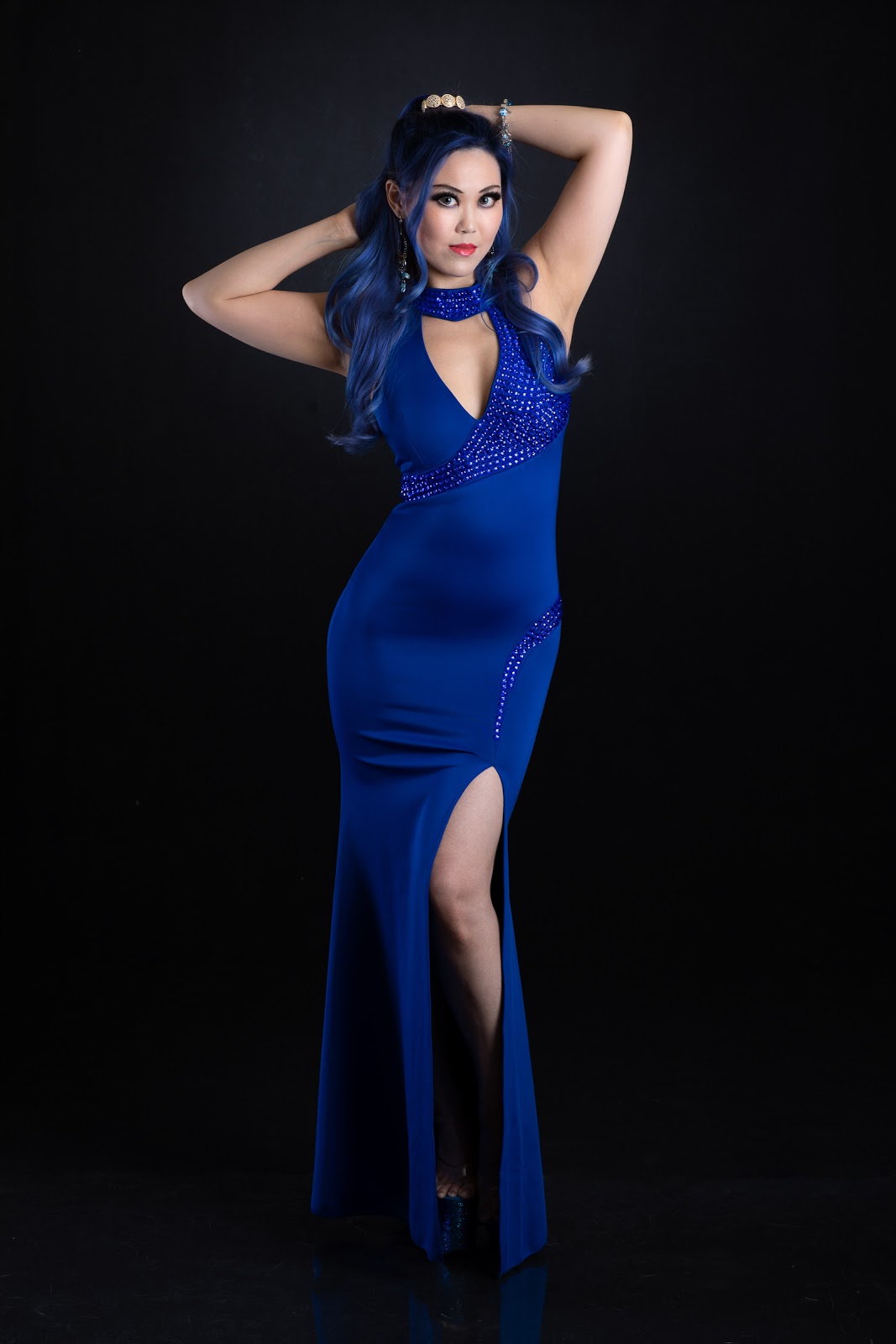 Model Photographic: The Blue Dress