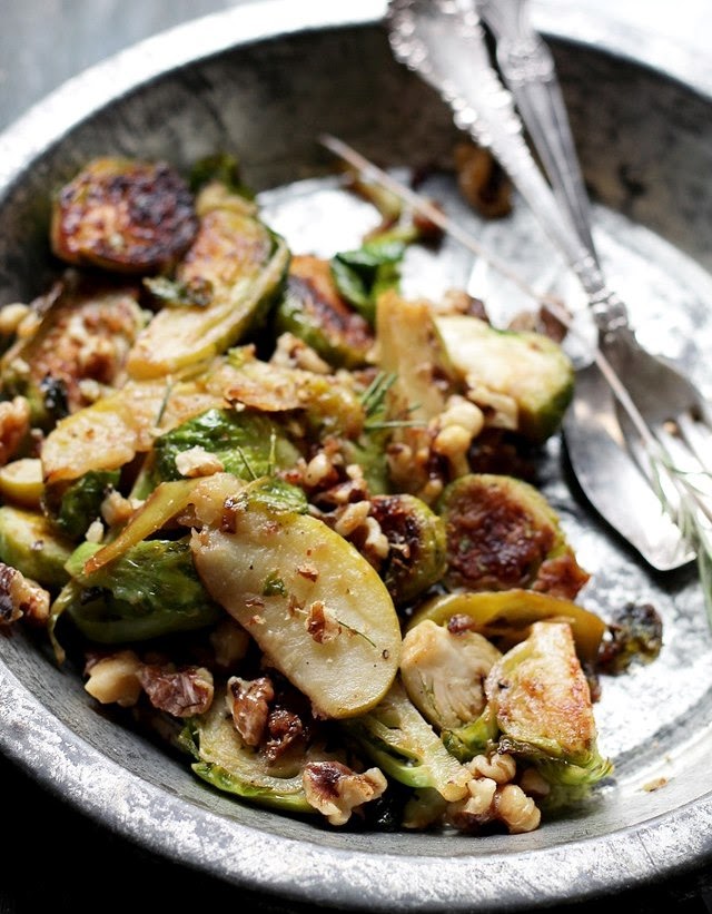 Brussels Sprouts Salad with Apples and Candied Walnuts Cooking time