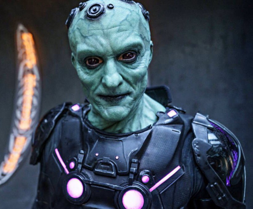 унисек криптон. блейк ритсон брейниак. зеленая смерть криптон. криптон. одежда криптонов.