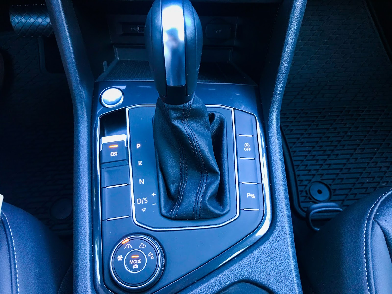 A Little Less For A Lot Less The 2020 Volkswagen Tiguan 2.0T SEL with