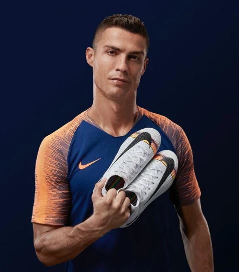 Christiano Ronaldo Apata Dili lingine na Kampuni ya Nike