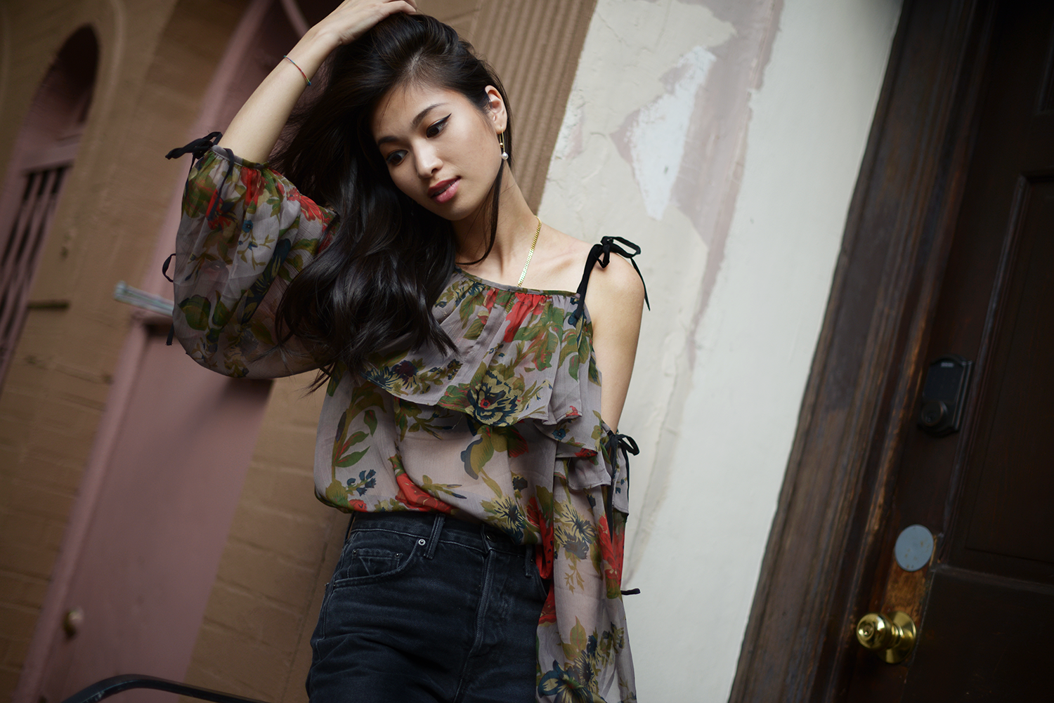 Couch Florals Tied Sleeves Top - Couch Florals / FOREVERVANNY.com