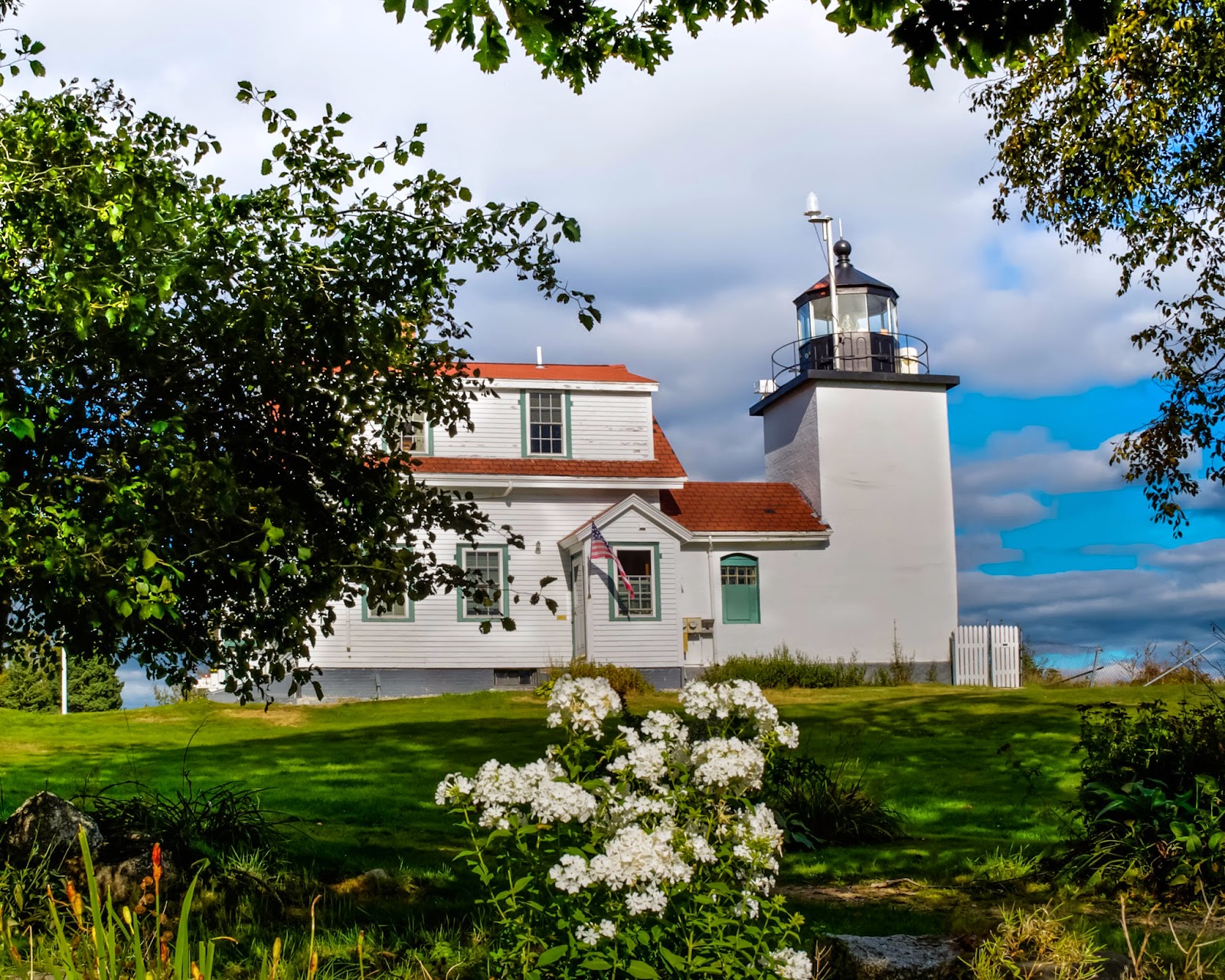 Maine Lighthouses and Beyond: Fort Point Lighthouse