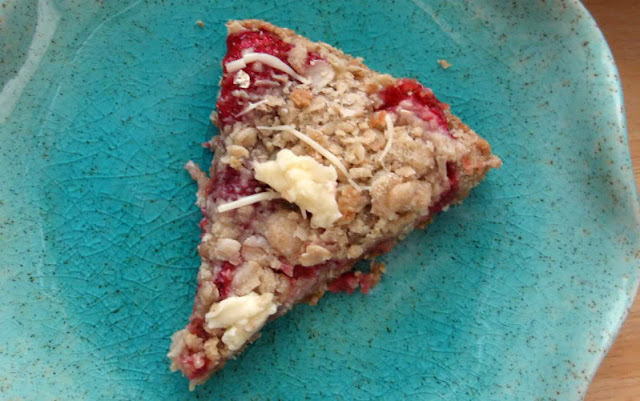 Strawberry Streusel Bars w/ White Chocolate Drizzle by freshfromthe.com