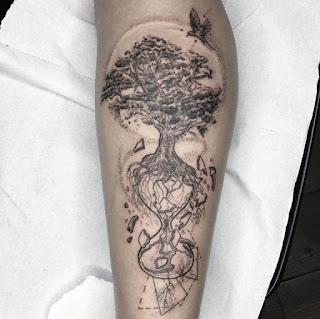 yggdrasil tattoo rücken