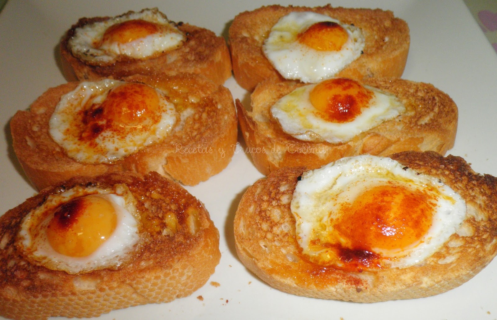 Recetas y Trucos de Cocina: Tosta de huevo de codorniz