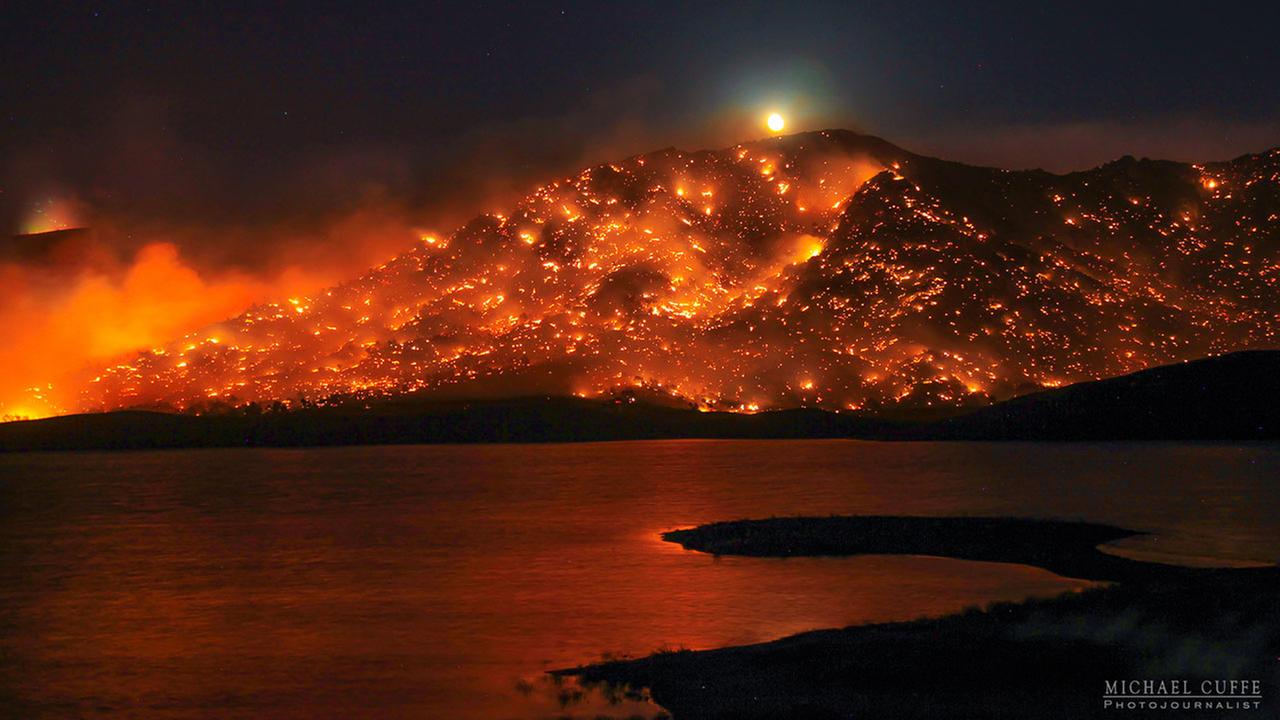 The Big Wobble Lake Isabella fire is out of control and has turned