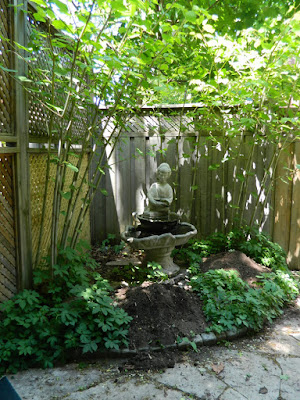Ravina Crescent back garden renovation before by Paul Jung Gardening Services Toronto