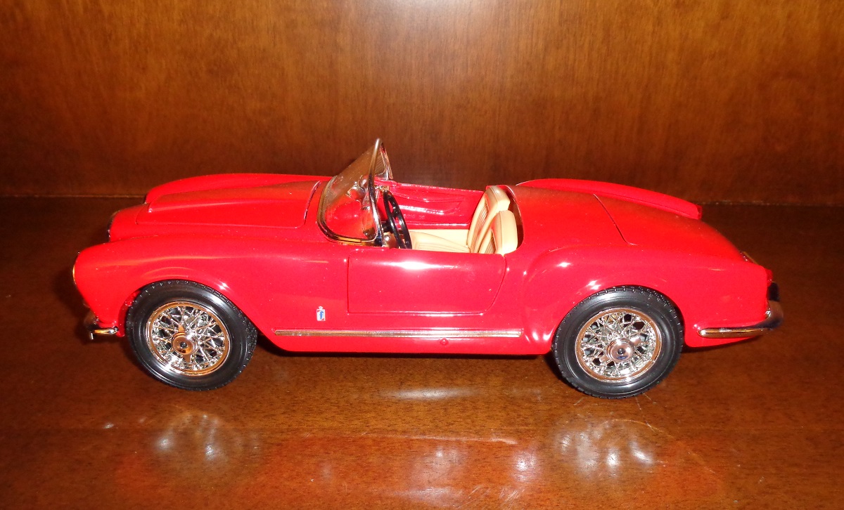 Ignition Model 18 Burago 1:18 Scale 1955 Lancia Aurelia B24