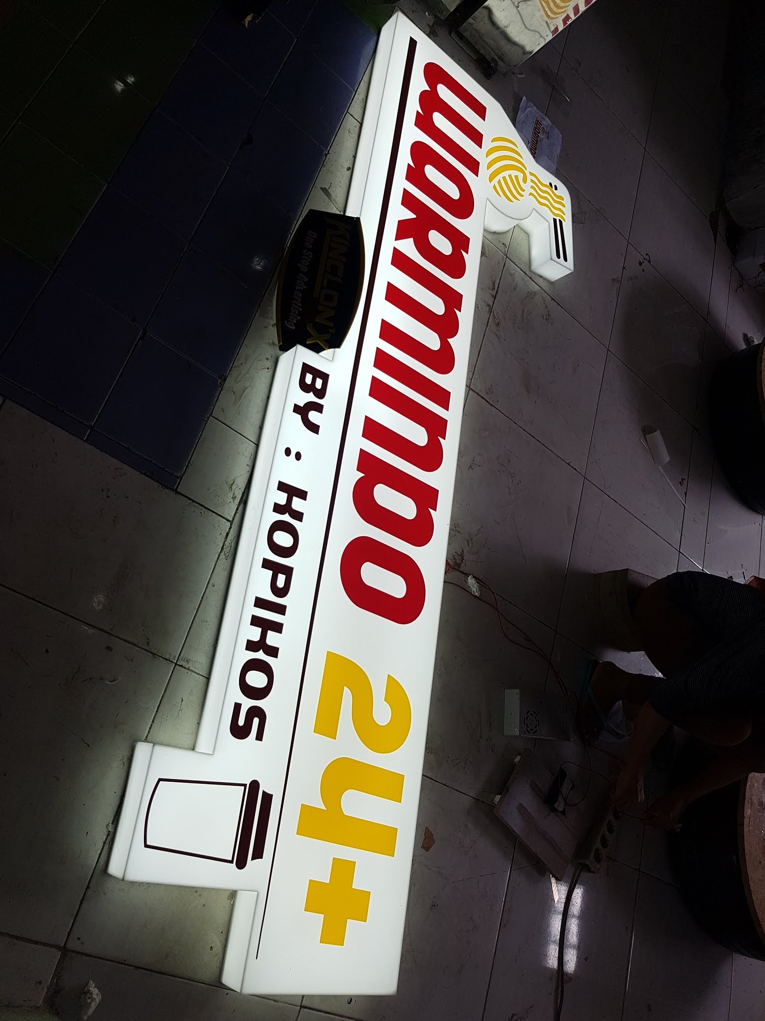 JASA PEMBUATAN NEON BOX MURAH SEMARANG