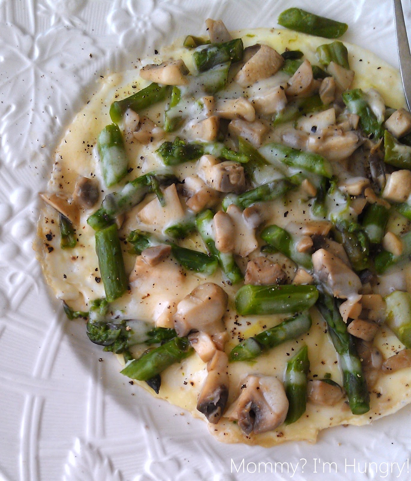 MIH Recipe Blog Asparagus Mushroom and Swiss Egg White Omelet
