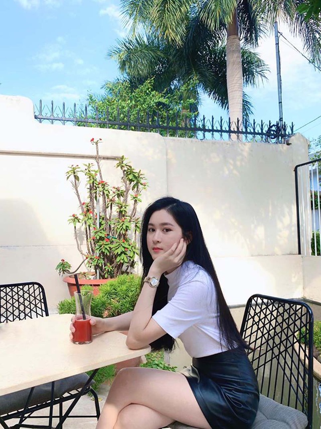 Hot girl sinh viên quê Đắk Lắk đẹp như diễn viên Hoa ngữ