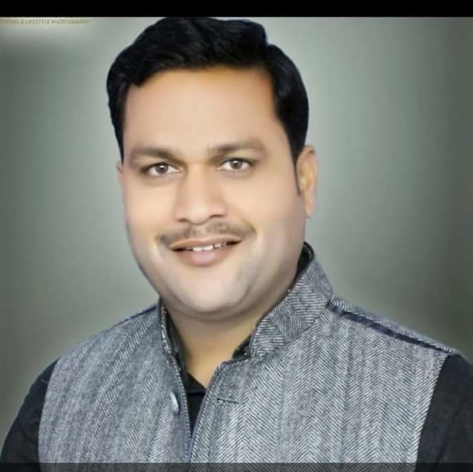 बलिया (बिहार) : पत्रकार को अपराधियों ने घर मे घुसकर मारी गोली,मौके पर हुई मौत,छानबीन में जुटी पुलिस।।