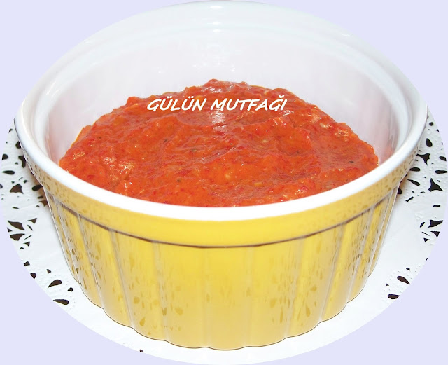 Yemek Tarifleri: AJVAR SOS,KÖZ PATLICAN VE KIRMIZI BİBER SOS