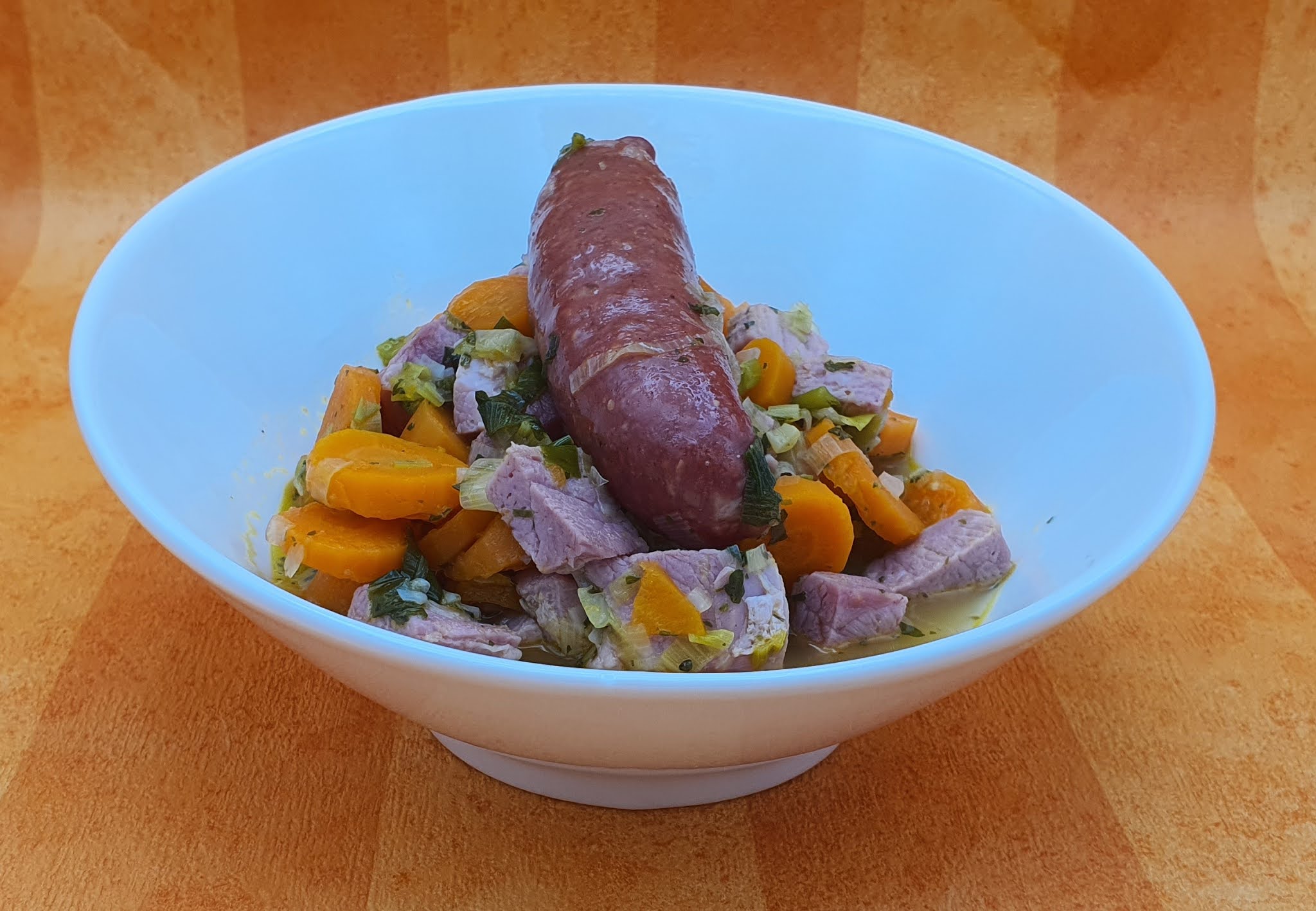 Wessels low carb Welt: Möhreneintopf mit Kassler-Nacken Wessels low carb Welt: Möhreneintopf mit Kassler-Nacken