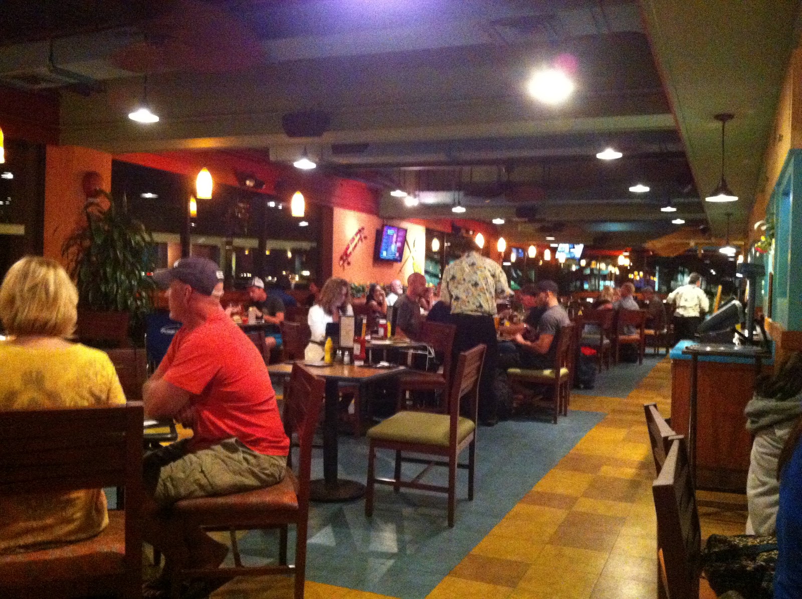 GREAT EATS HAWAII: KONA BREWING COMPANY - HONOLULU AIRPORT