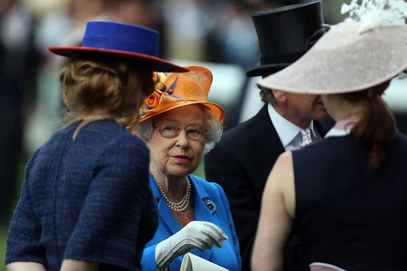 Queen ELizabeth, Sophie, Countess of Wessex, Princess Eugenie and Princess Beatrice at Royal Ascot at Ascot Racecourse. Fashions, Royal style, jewels