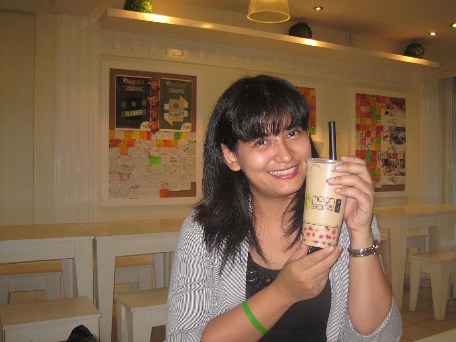 Life is Kulayful : a date at Moonleaf Tea