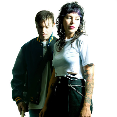 Sleigh Bells Band Picture