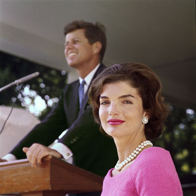 Lovely Pics of Jacqueline Kennedy and John F. Kennedy With Their