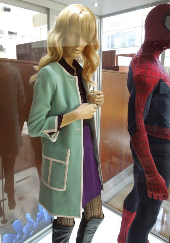 Hollywood Movie Costumes and Props Spiderman and Gwen Stacy costumes from The Amazing Spider