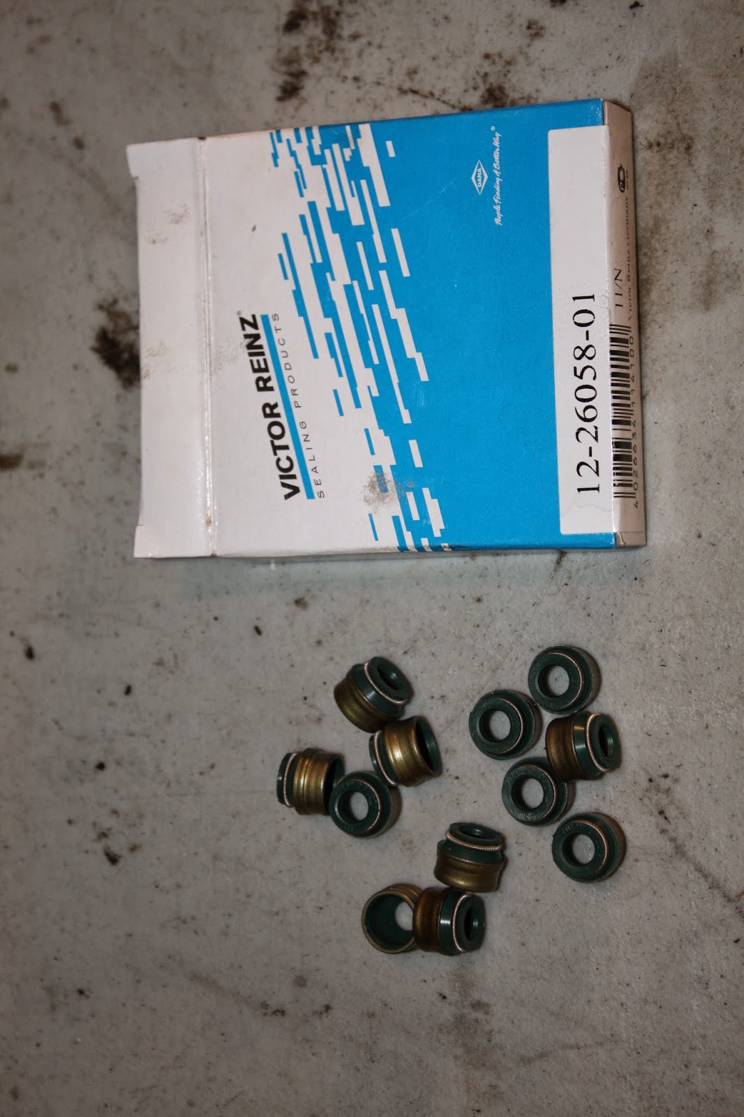 KrEvCon BMW Parts E30 Victor Reinz Valve Stem Seals
