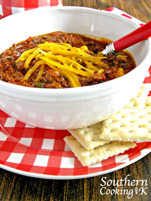 Crockpot Chili, slow cook chili with flavorful browned ground beef, beans, tomatoes, spicy seasonings, and a secret ingredient.  The perfect meal to make ahead during the week.  It has won 4 chili cook-offs.  Save any leftovers and serve it over chili dogs, Frito pies and chili cornbread!  The possibilities are endless!