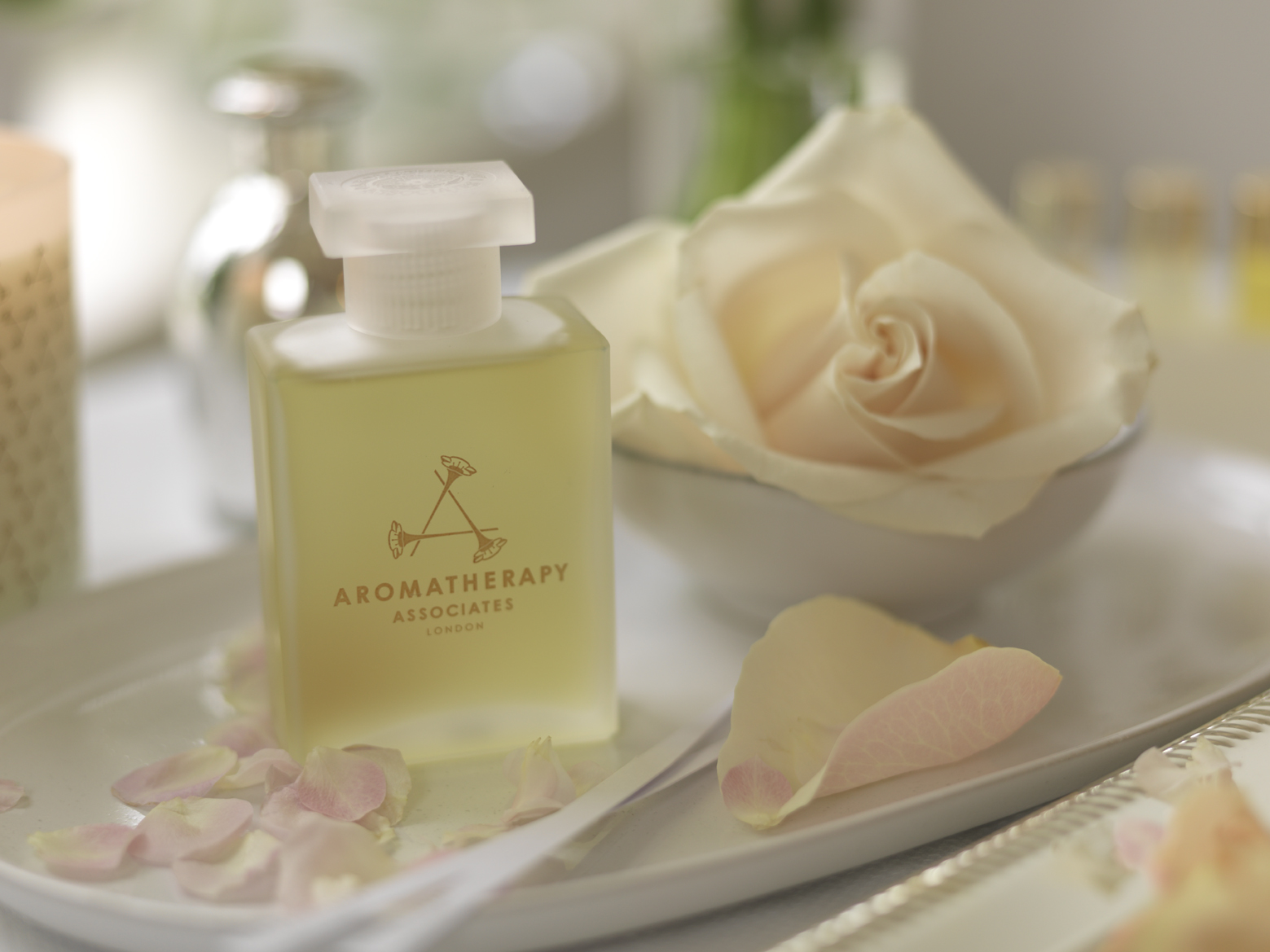 The Makeup Box Aromatherapy Associates Bath and Shower Oils An Overview