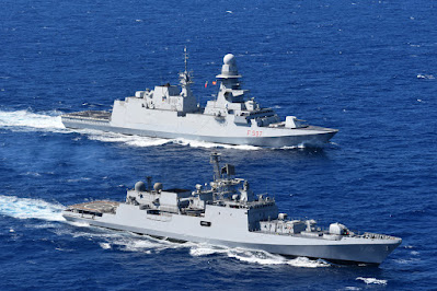INS TABAR News आईएनएस तबर ने इतालवी नौसेना के साथ इटली के नेपल्स के करीब युद्धाभ्यास किया