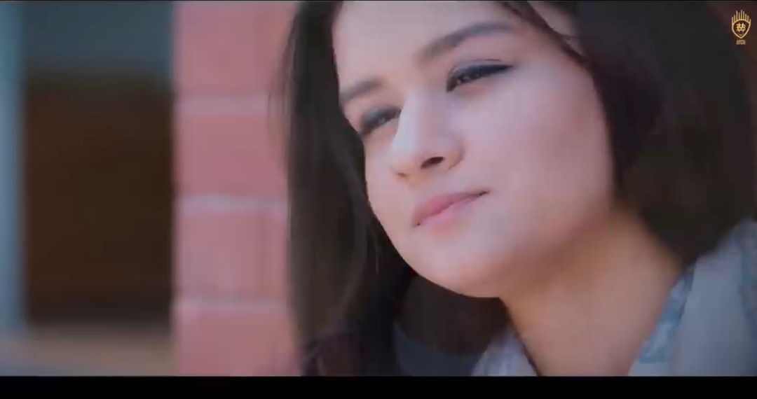 Avneet kaur pic