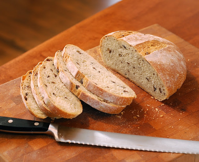 marzipan Olive and Thyme Bread