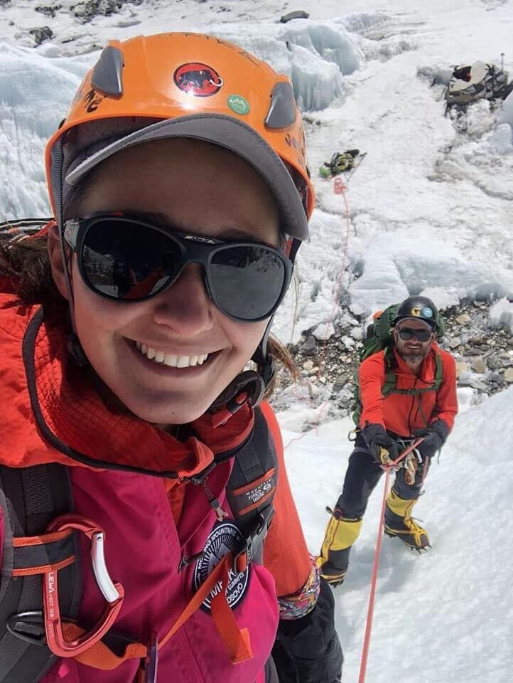 Arianit and Mrika Nikqi, the first Albanians reaching Everest - Oculus News
