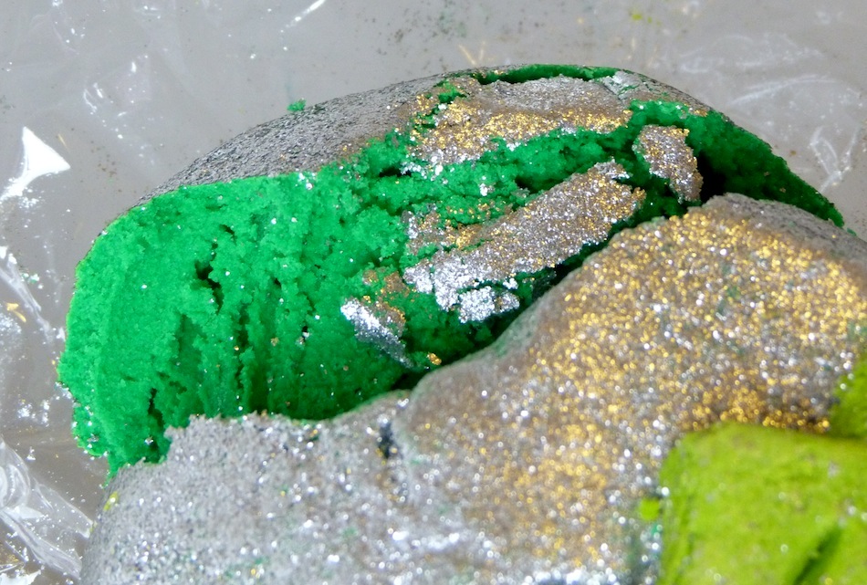 an image of holly go lightly bubble bar