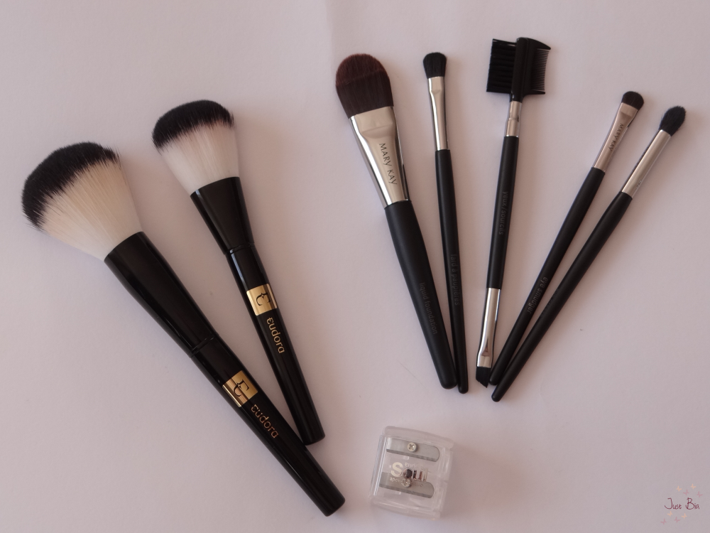 Acessorios De Maquiagem Da Eudora E Mary Kay Bianca Schultz