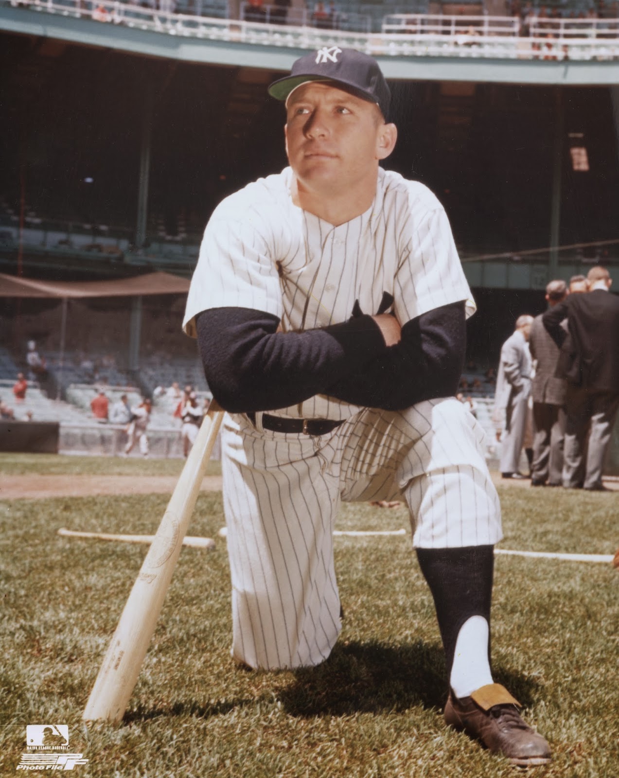 Scratch Hit Sports New York Yankees Mickey Mantle Retires