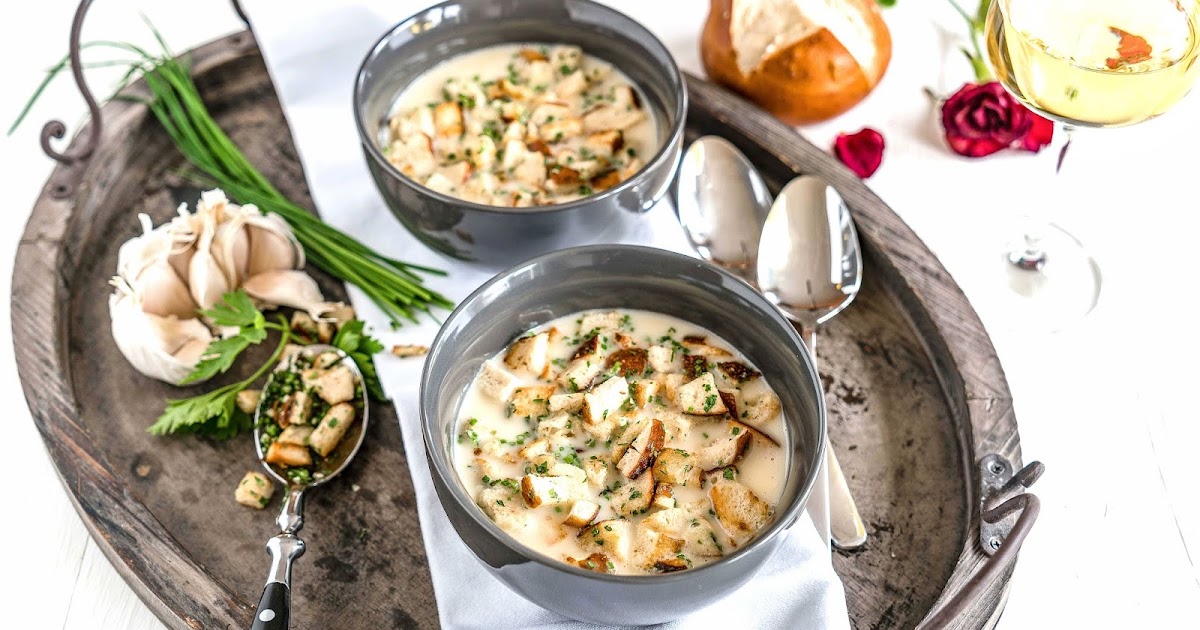 stuttgartcooking: Badische Weinsuppe mit Laugen-Kracherle