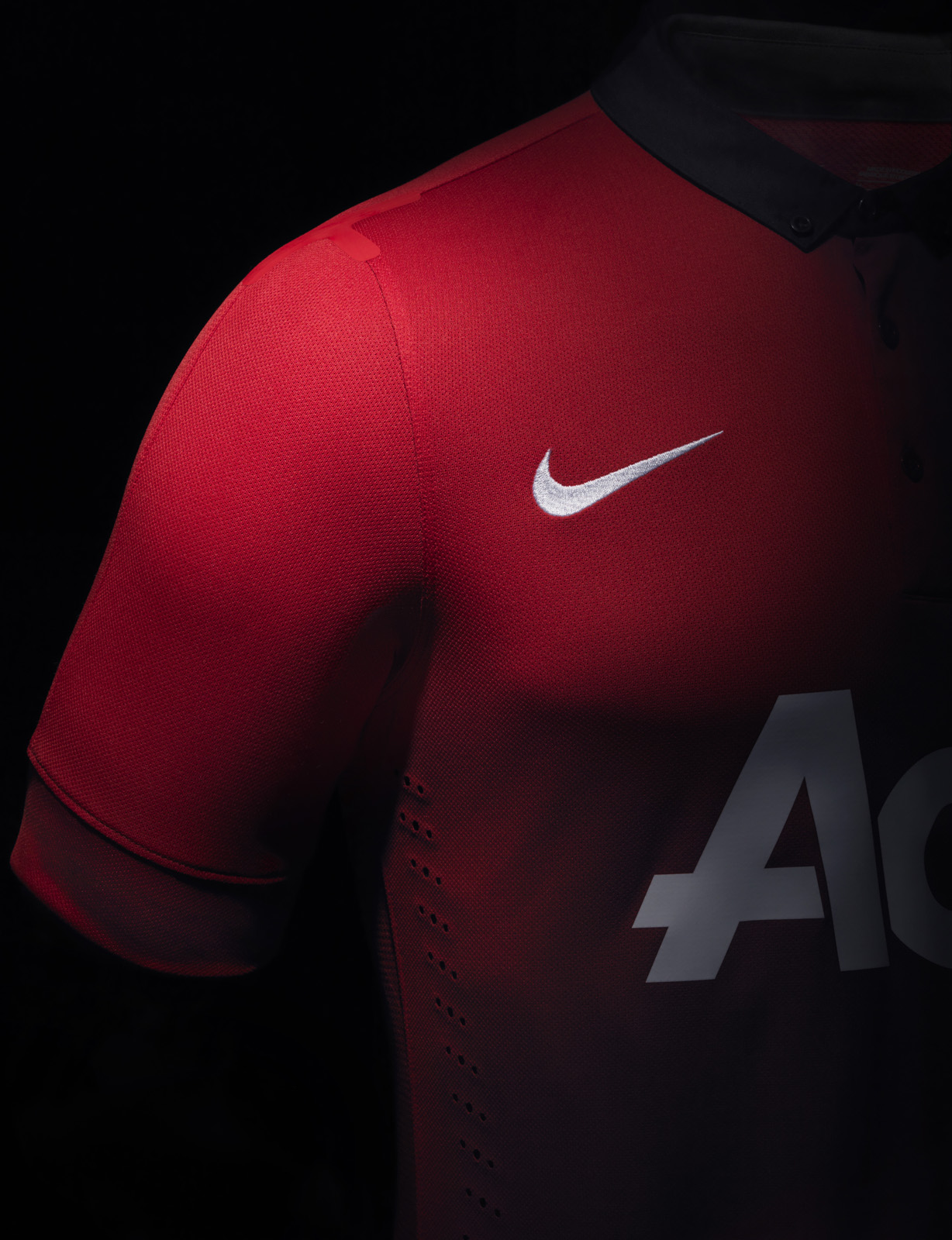 Jersey Manchester United 20132014 FOOTBALLSIDE