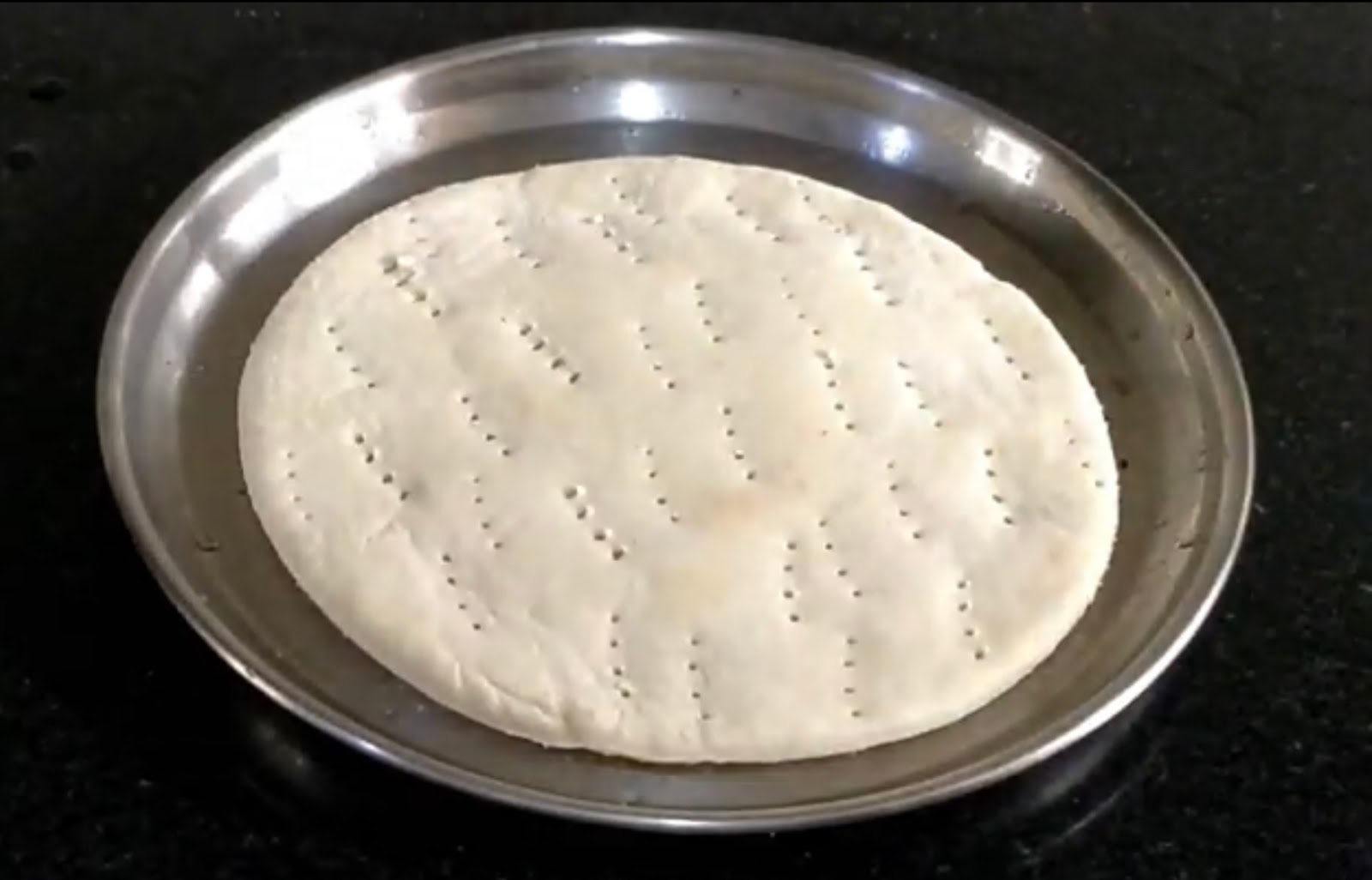 Pizza base recipe/Homemade pizza base recipe/pizza base with yoghurt