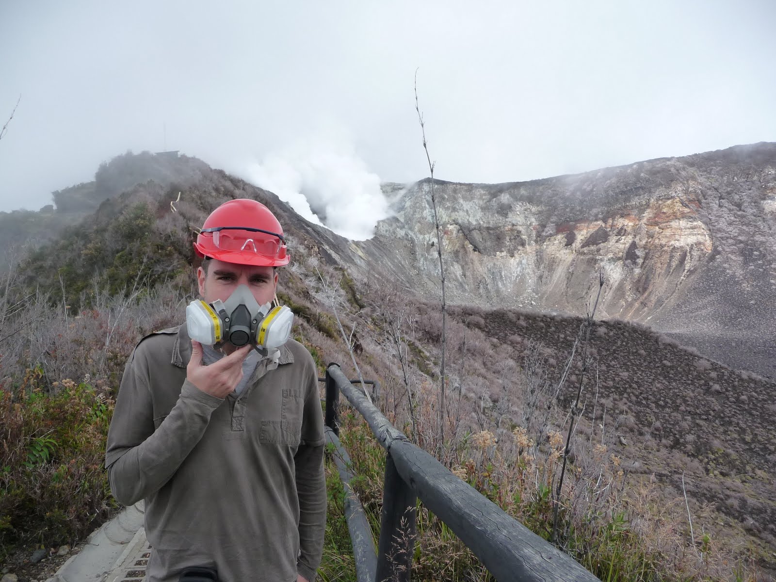 Viajando por el mundo: El volcán Turrialba