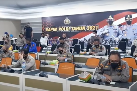   Rapim Polri 2021, Kapolri Perintahkan Jajaran Selesaikan Kasus Tragedi KM 50