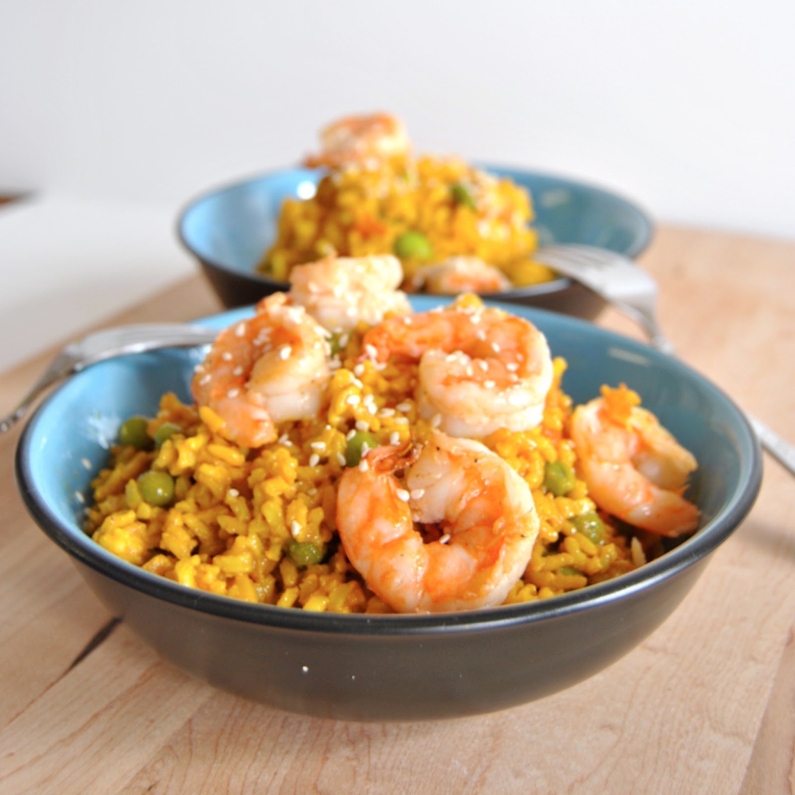 Running and Roasting Turmeric rice with shrimp