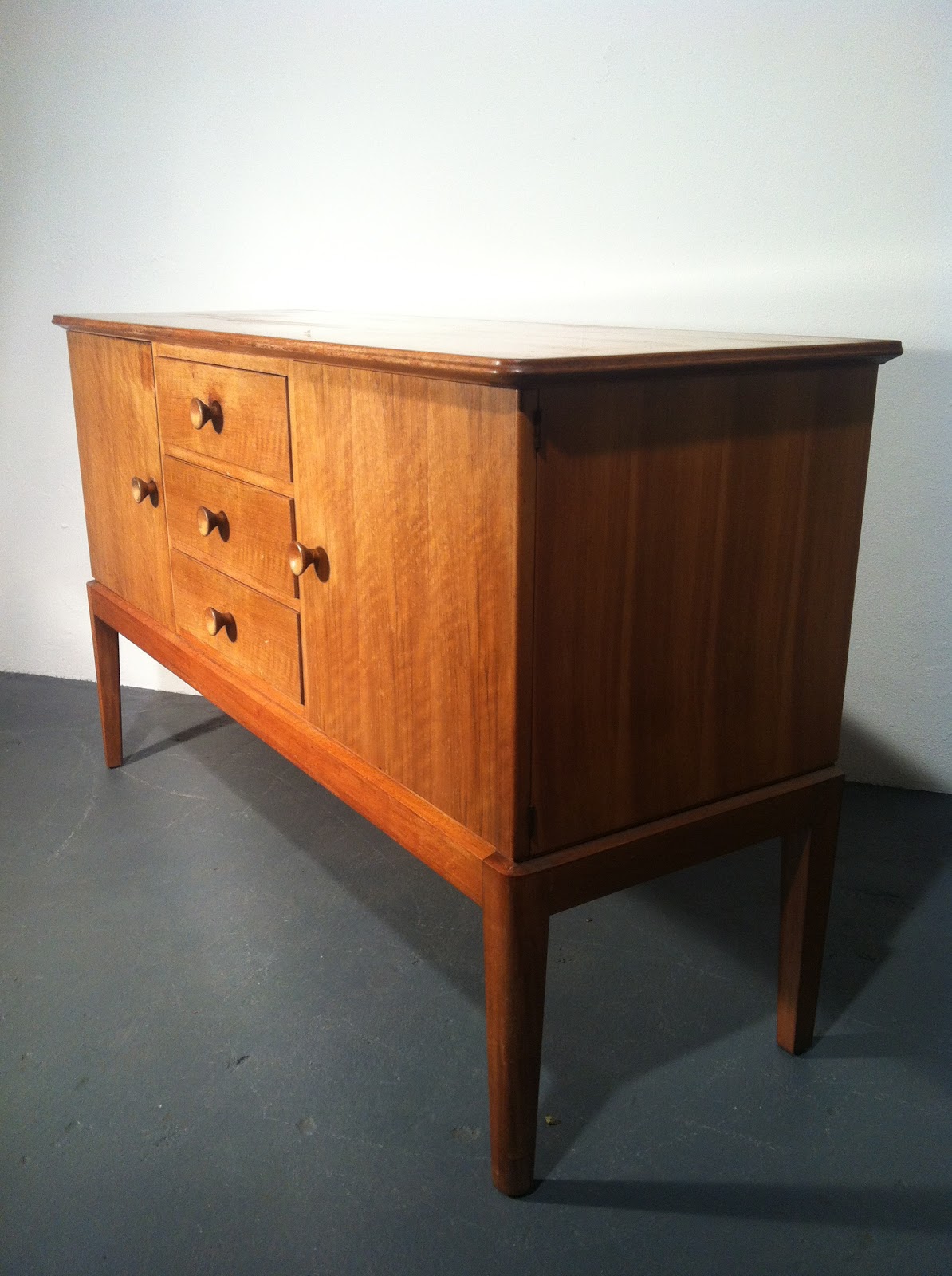 Vintage Furniture Ireland OCD New Stock in for a Vintage Kilkenny Arts