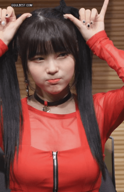 책상위에 올려둔 해시태그 소진