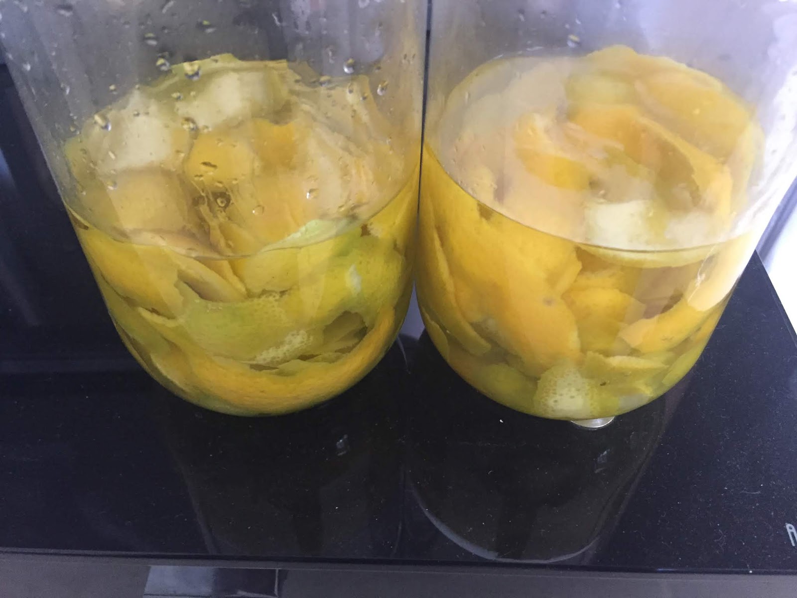 Evde Likor Ev Yapimi Likor Tarifleri Liquor At Home Liquor Recipes Limon Likoru Limoncello