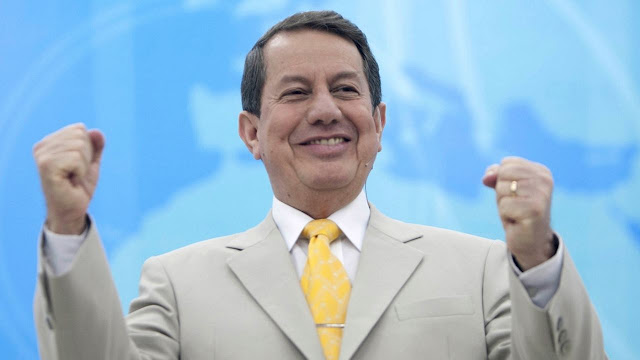 O missionário R.R Sores, de 73 anos, precisou ser intubado na tarde deste sábado (5/6), após complicações no quadro de Covid-19. O líder da Igreja Internacional da Graça está internado desde sexta-feira (4/5) no Hospital CopaStar, na Zona Sul do Rio de Janeiro.